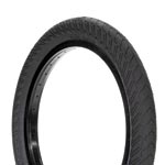 Volume Vader Tyre in all black